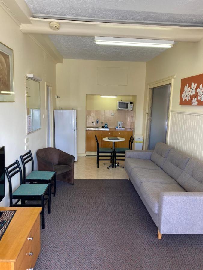 Paddle Steamer Motel Swan Hill Extérieur photo