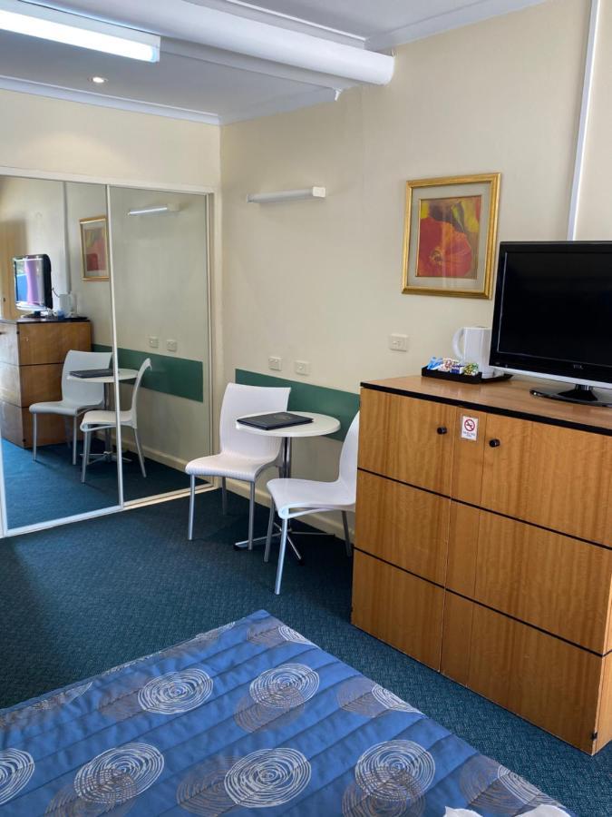 Paddle Steamer Motel Swan Hill Extérieur photo